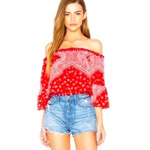 Tularosa Alexa Bandana Pompom Flowy Off Shoulder
Boho Crop Top
